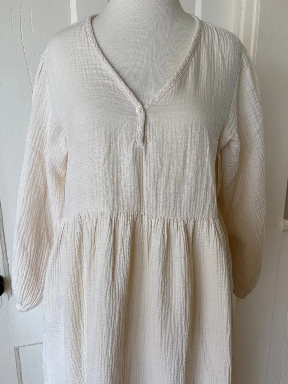Nico Nico White Maxi Long Sleeve Athena Gauze Tiered V Neck Cotton Flowy Dress - Picture 5 of 9
